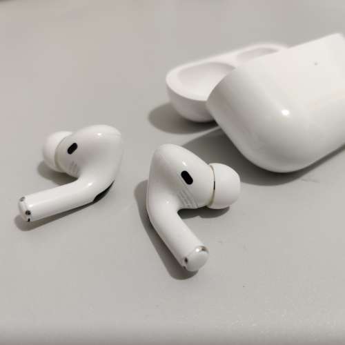 AirPods Pro 第一代（入耳式）