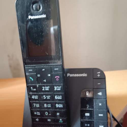 Panasonic 無線家居電話 kX-TGH260UE