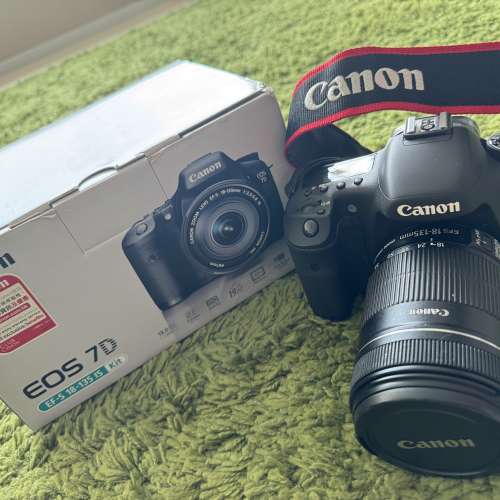 Canon EOS 7D + 18-135mm IS
