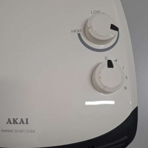 Akai 暖風機