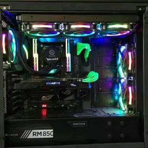 第 10代 Intel® Core™ i7處理器 台式水冷RGB電競電腦主機 ，高配16G 記憶體，電打...