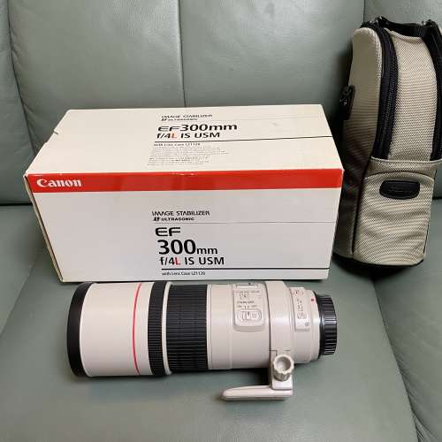EF 300mm f/4L IS USM + Canon Extender EF 1.4x III