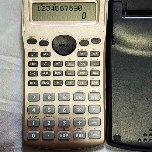 ELECTRONIC 程式計算機，剛換全新電池合中學生數學堂用！