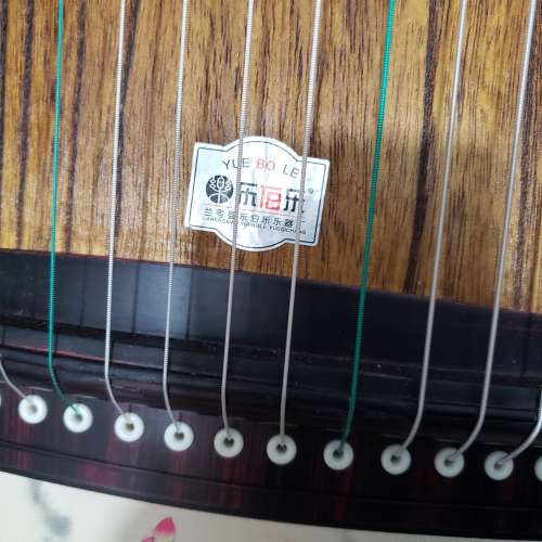 中國古箏  40吋X14吋  9成新連袋  屯門良景村取。