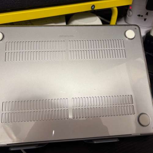 MacBook Air M3 (512GB) + 3年保養 + Mon貼 + 透明保護殼 (連盒)