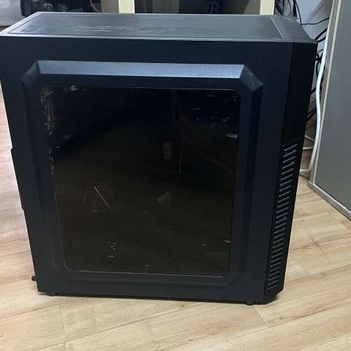 Sharkoon ATX Case 中塔型機箱 隨即插入硬碟插槽