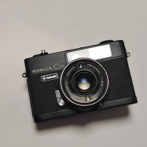 Konica C35 Flashmatic