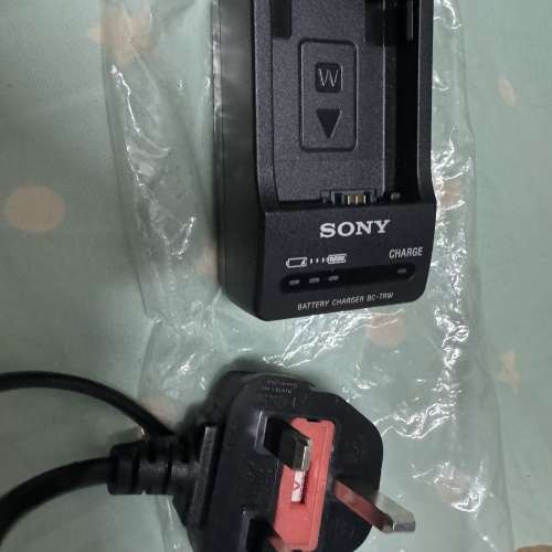 Sony 充電器ACC-TRW 二手新淨BC-TRW battery charger (無fw50 電池）