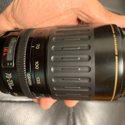 Canon EF 70-210 f3.5 - 4.5 90% new