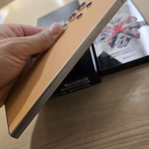 Samsung S24 Ultra 1TB,黃色鈦金屬，完美冇花，冇修冇拆，所有功能正常，港行有單過...