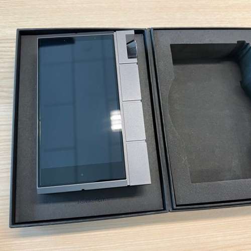 出售95%新Astell & Kern KANN CUBE 音樂播放器