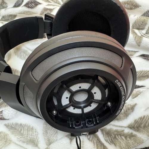 Sennheiser HD820