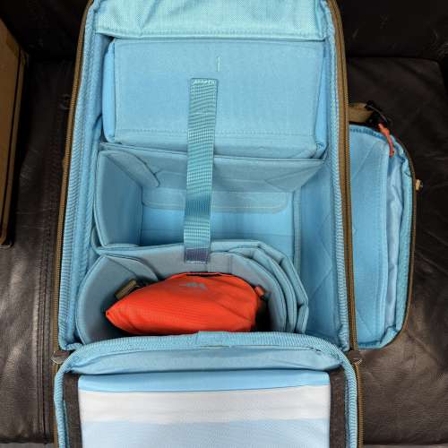 Summit 山木16升相機帶包（全新）