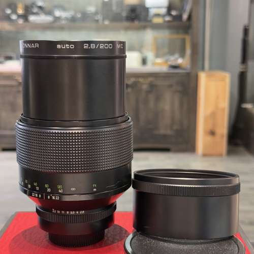 Carl zeiss jena sonnar 200mm f2.8 m42 lens with original hood