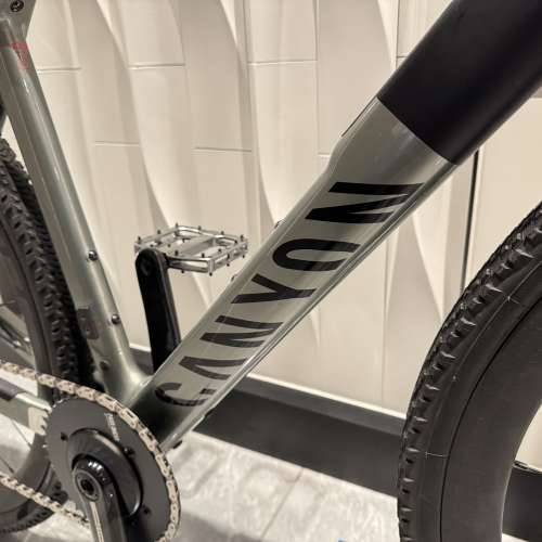 Canyon Grail CF SLX 8 AXS Gravel