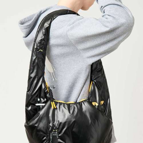 日本 Graniph x 泡泡斜背包 (CONTROL FREAK)