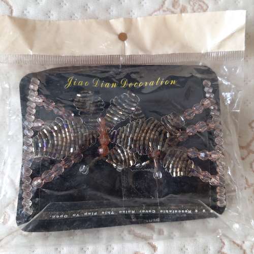 全新蝴蝶盤髮器 紮頭髮飾 花苞頭 綁頭髮簪 蓬松扎頭髮飾 盤頭髮 髮髻 包包頭 後腦勺...