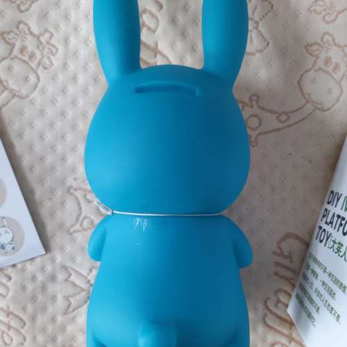 全新伊文兔錢罌 錢筒 存錢筒 儲蓄罐 存錢罐