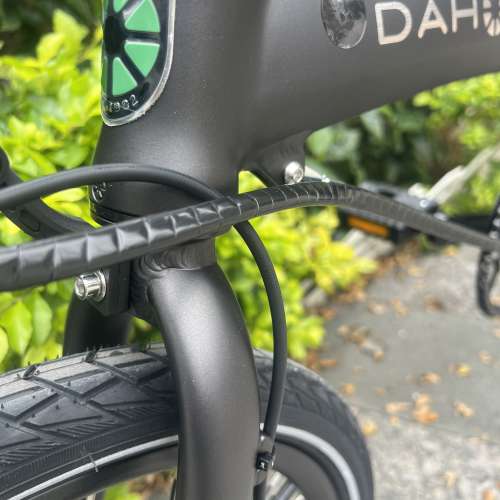 2025 車架平焊款 DAHON P10 (PAA003) 10速油剎 20吋鋁合金折叠車 送水架前後蛙燈叮叮