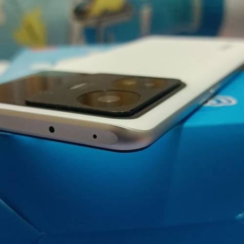 realme gt neo5 1Tb 240w