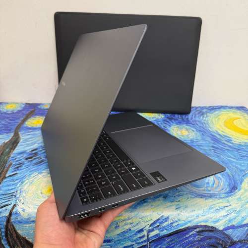 (全新4070獨立顯示卡百老匯正本單據)全新香港行貨Samsung Book 4 Ultra 16吋AMOLED...