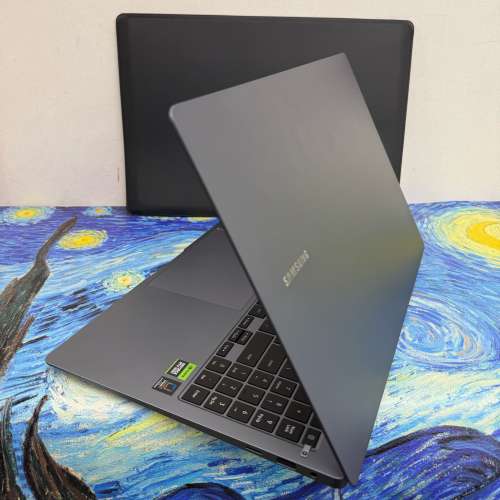 (全新4070獨立顯示卡百老匯正本單據)全新香港行貨Samsung Book 4 Ultra 16吋AMOLED...