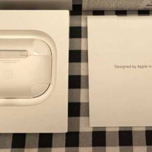 Apple AirPods Pro 2 充電盒 行貨 99%新 非常少用和新淨 電量和操作全正常 跟原廠包...