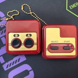 日本限定 Nintendo 任天堂 紅白機 扭蛋 手掣 手制 鎖匙扣 匙扣 start select 包平郵
