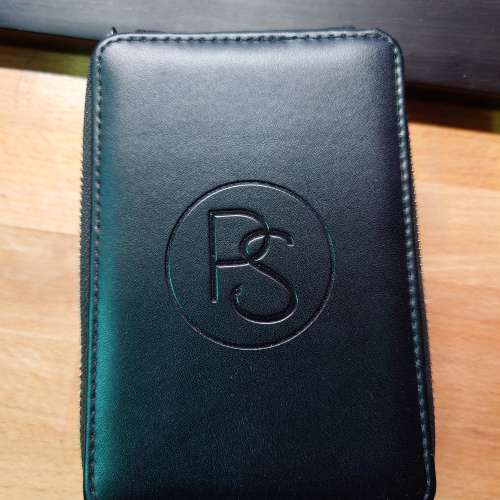 放 99.99%新 Plussound 皮耳機盒 Leather Case