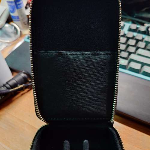放 99.99%新 Plussound 皮耳機盒 Leather Case