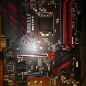 MSI MPG Z390 GAMING PLUS ATX 主機版 Socket 1151 支援8、9代CPU 正版window10Pro
