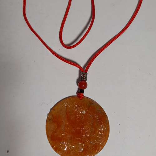紅翡A玉雙面雕刻龍牌/福字，51x5mm. 吊墜，全紅色調好工圓滑，配上廿六吋紅繩頸鏈...
