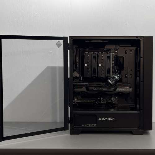 電腦主機, 黑機箱, RTX3070Ti, i7-13700F