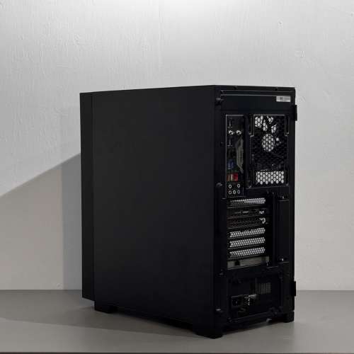 電腦主機, 黑機箱, RTX3070Ti, i7-13700F