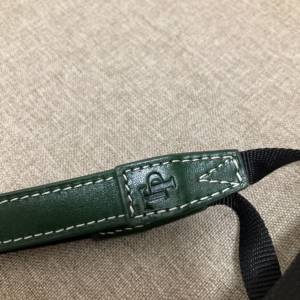 全新頭層牛皮墨綠色相機帶New head layer cowhide dark green camera belt