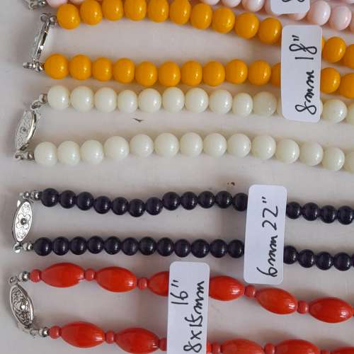 一手6條玻璃珠鏈，多年前日本進口古舊存貨，清貨價六條共售399元，單一條138元，no...