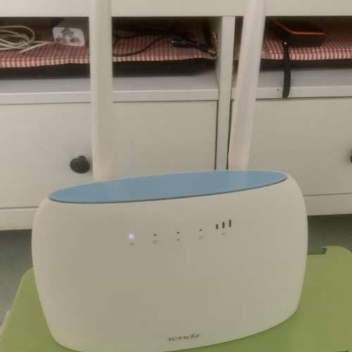 Tenda 4G 村屋上網神器 N300 4G+LTE WiFi Router 清屋出售 HK$100.00