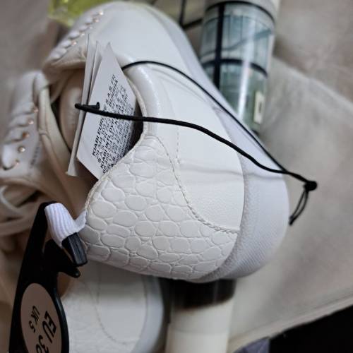 KIABI 波鞋 白鞋 shoes