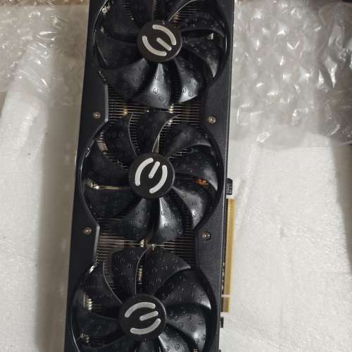 EVGA RTX3080TI 12GB正常使用中非常新，已跑測試一切正常
