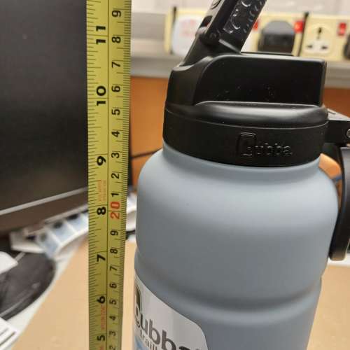 Stainless Steel Vacuum Flask ( Water Bottle 1180ml ) NEW 全新 保温瓶 真空不鏽...