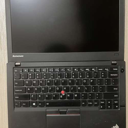 Lenovo ThinkPad X250, i5-5200U, 8GB RAM, 256GB SSD, Office 2016