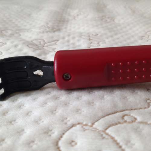 二手按摩搥 按摩棒 按摩器 按摩梳 敲敲棒 捶肩棒 搥背棒 揼骨棒 不求人 搥背按摩棒