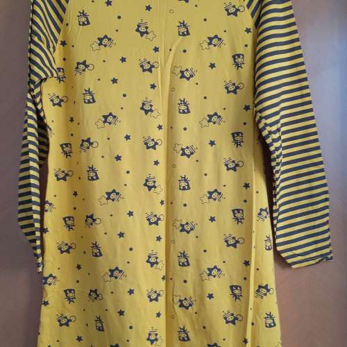 全新黃色卡通間條長袖連身裙睡衣 長袖連身裙 睡衣  連身睡衣裙 連身裙睡衣