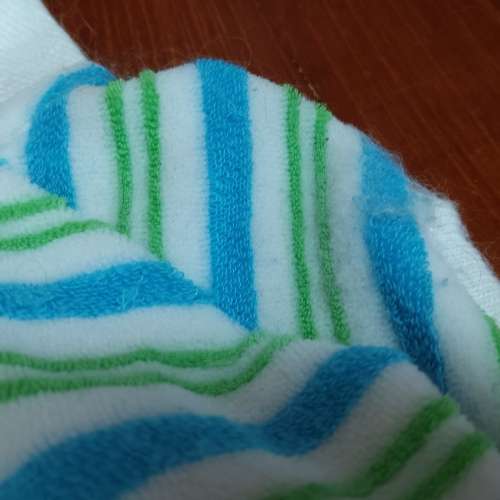 二手白綠藍色間條狗仔衫 寵物衫 狗仔衣 寵物衣 小狗毛衣