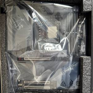 Z790 Arous master DDR5