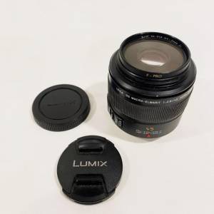 Panasonic Leica DG 45mm f2.8 Marco