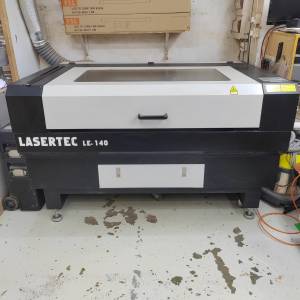 Laser 切割機