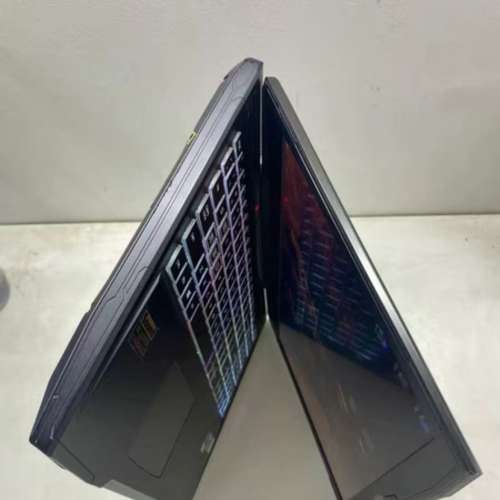 Intel® Core™ i7 6700電競筆記本電腦，頂配 16G ddr4 記憶體，samsung 870 evo 2...