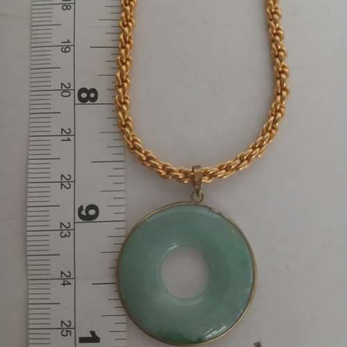 古舊存貨人手包鑲嵌铜框平安扣，28mm，不保A，連18寸粗銅鏈。 no.D5.2.25