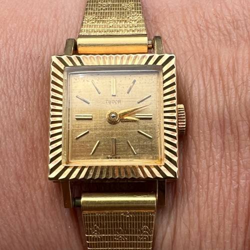 🥰🥰激罕有50年代Tudor18K黃金手上鏈手錶